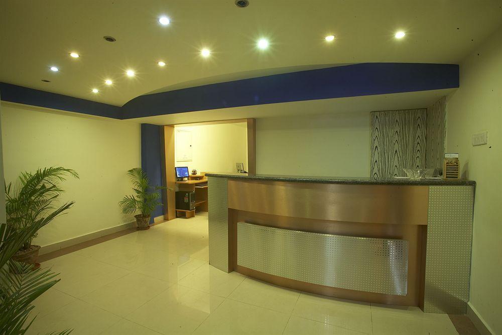 Hotel Crescent Inn Chennai Extérieur photo