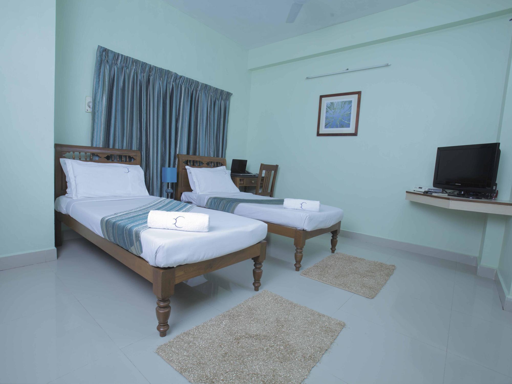 Hotel Crescent Inn Chennai Extérieur photo