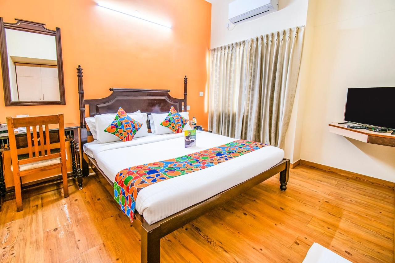Hotel Crescent Inn Chennai Extérieur photo